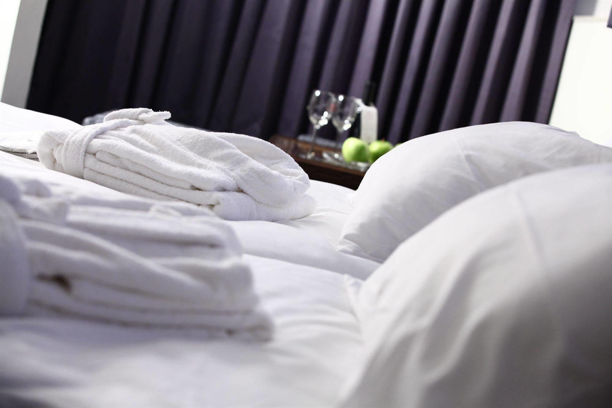 Golden Crown Old City Hotel Назарет Екстериор снимка
